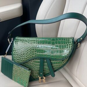 Green Crocodile Pattern Saddle Shoulder Bag